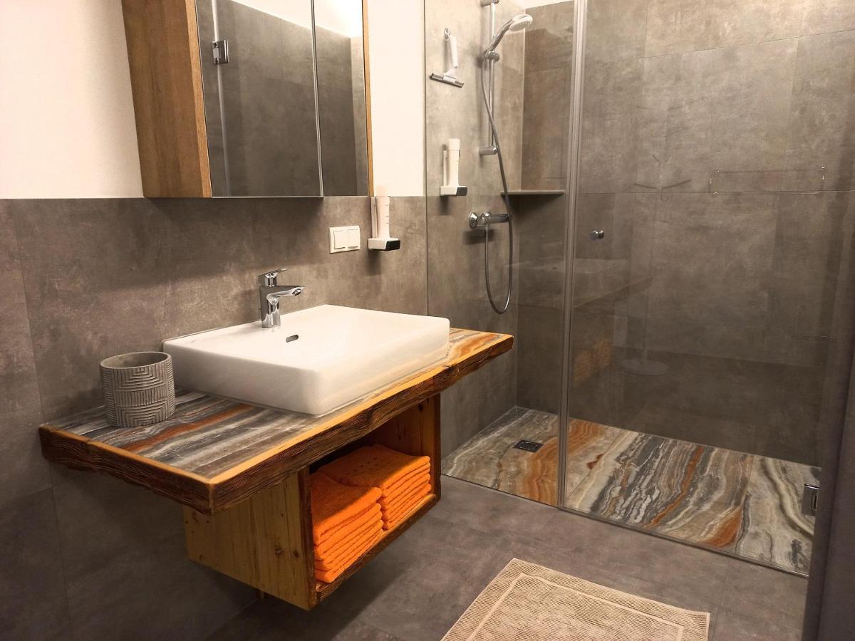 Gasthof Wachmann Ferienwohnung Weiz Bagian luar foto